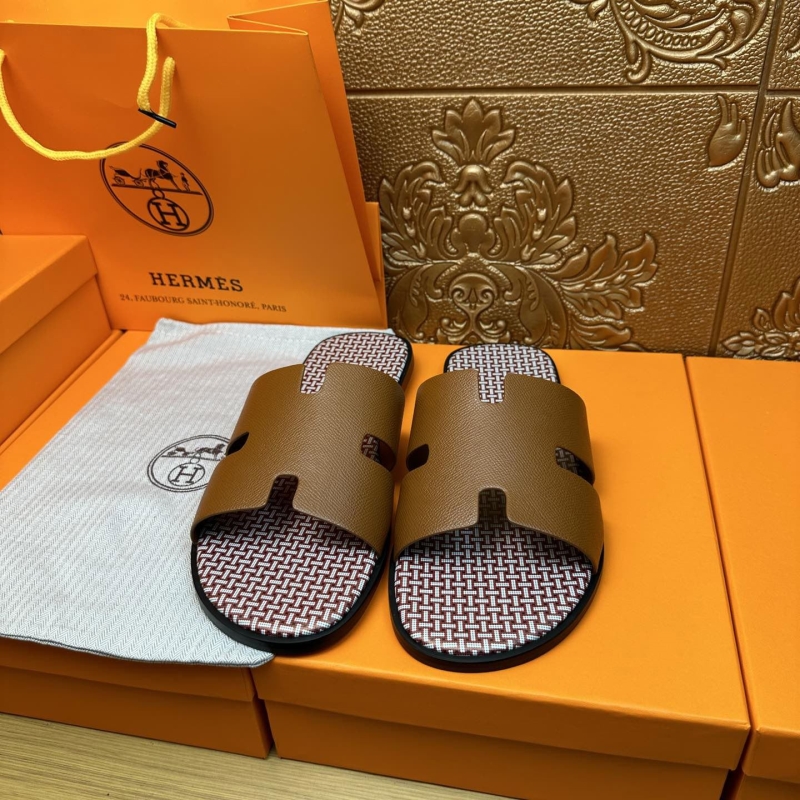 H**mes slippers